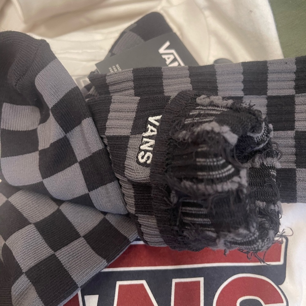 Vans Checkerboard Crew Socks (1 pair)
Black and Gray Checkered Socks - Picture 2 of 16